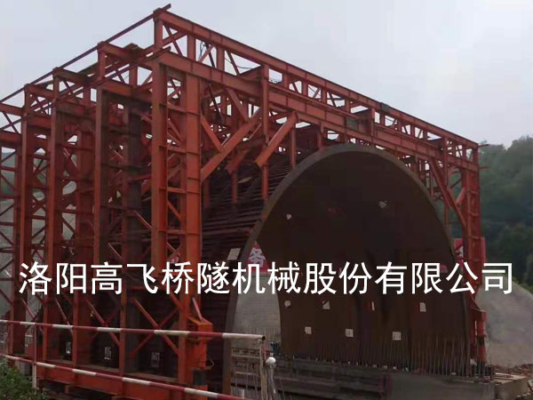 外模臺(tái)車(chē)